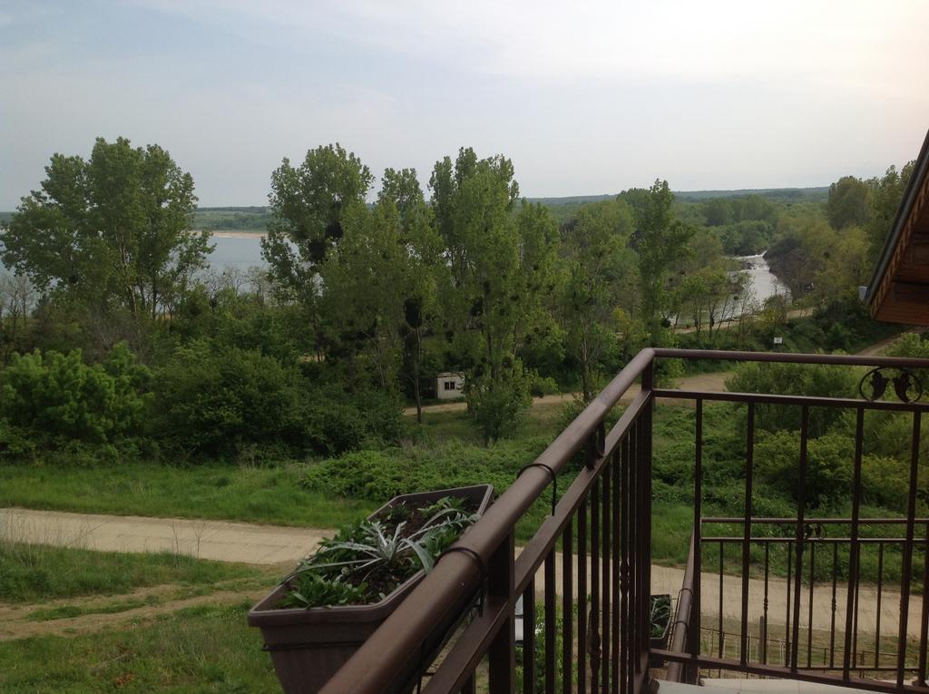 Faina Guest House Резово Экстерьер фото