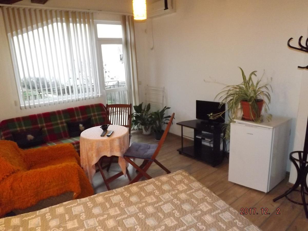 Faina Guest House Резово Экстерьер фото