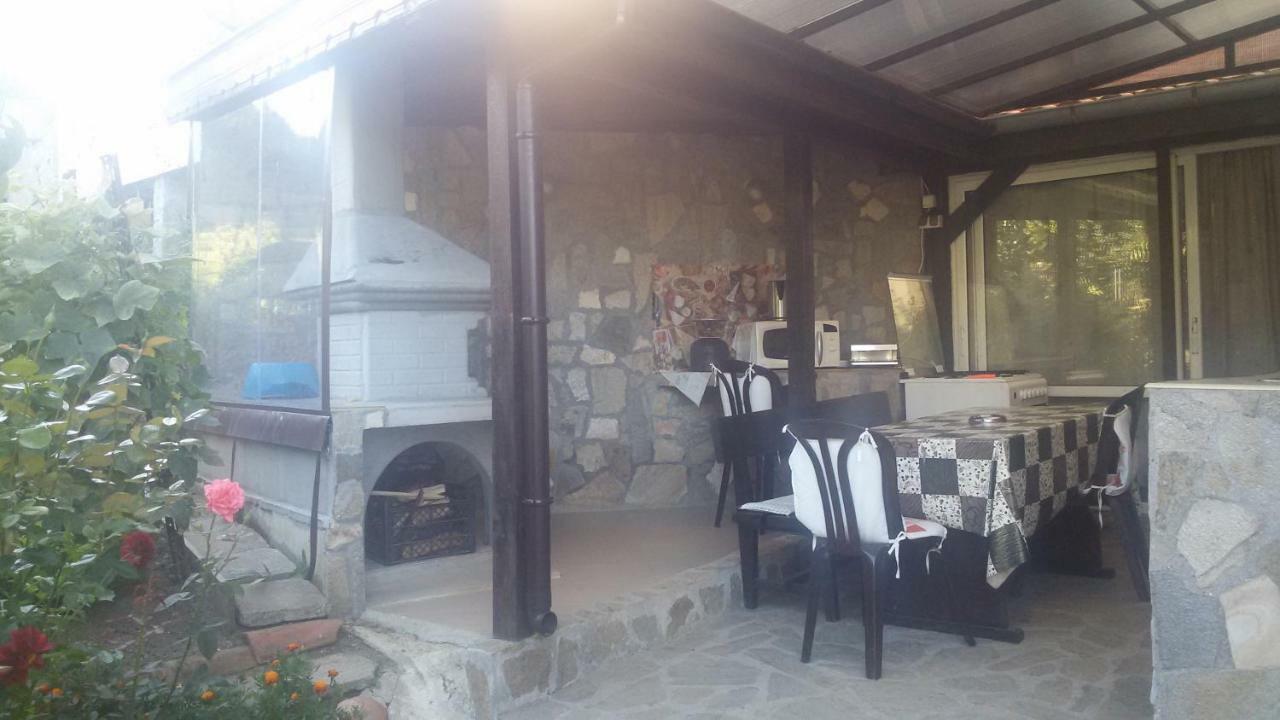 Faina Guest House Резово Экстерьер фото